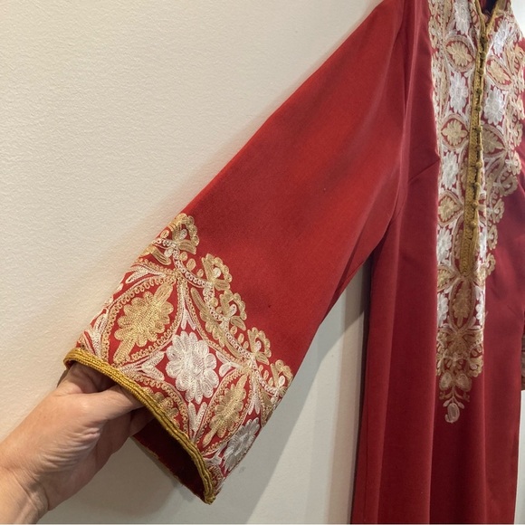 HANDMADE Kaftan Sz L Embroidered Neckline Hem and Cuffs Floor  Length - Picture 5 of 12